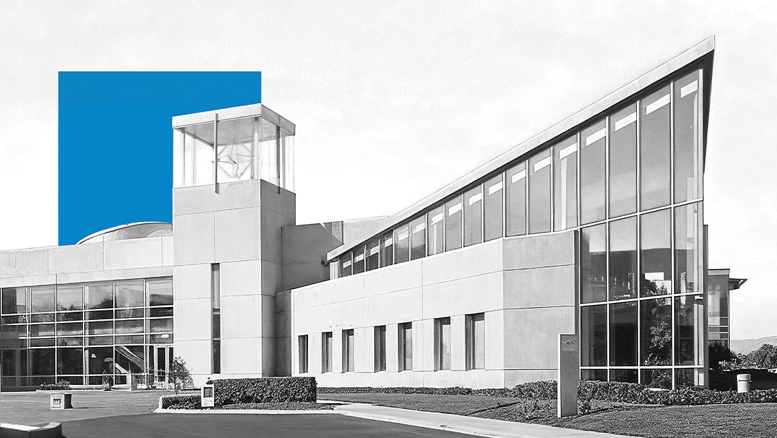 GIA Carlsbad headquarters building with blue square GIA Carlsbad headquarters building with blue square