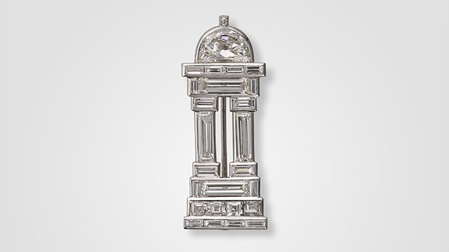 Figure 3. “Temple” brooch, Cartier Paris for Cartier New York, 1927. Half-moon, baguette-cut, and square diamonds set in platinum. The baguette-cut technique, used by Cartier beginning in the early 1910s, became highly fashionable in the 1920s. Courtesy of the Cartier collection.