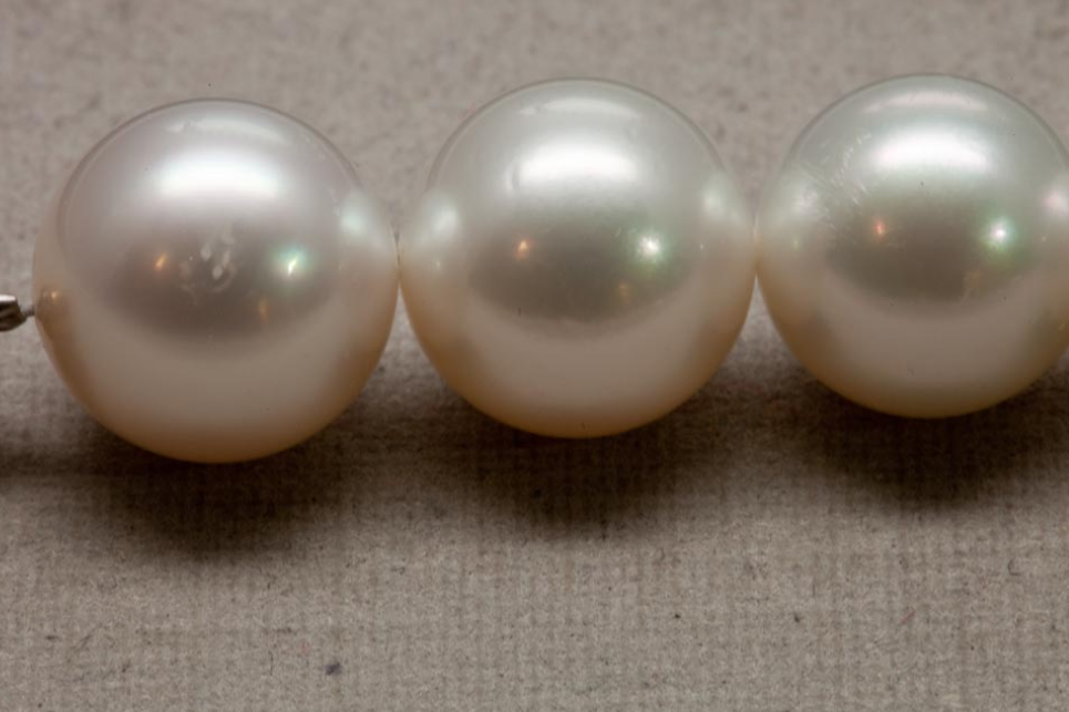 Clean South Sea Cultured Pearls Clean South Sea Cultured Pearls