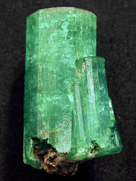The largest gem-quality emerald reported from Colombia’s Chivor mine.