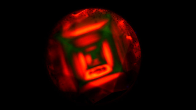DiamondView showing cuboctahedral growth structure.