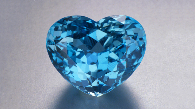 32.10-Carat Heart-Shaped Brazilian Aquamarine 32.10-Carat Heart-Shaped Brazilian Aquamarine