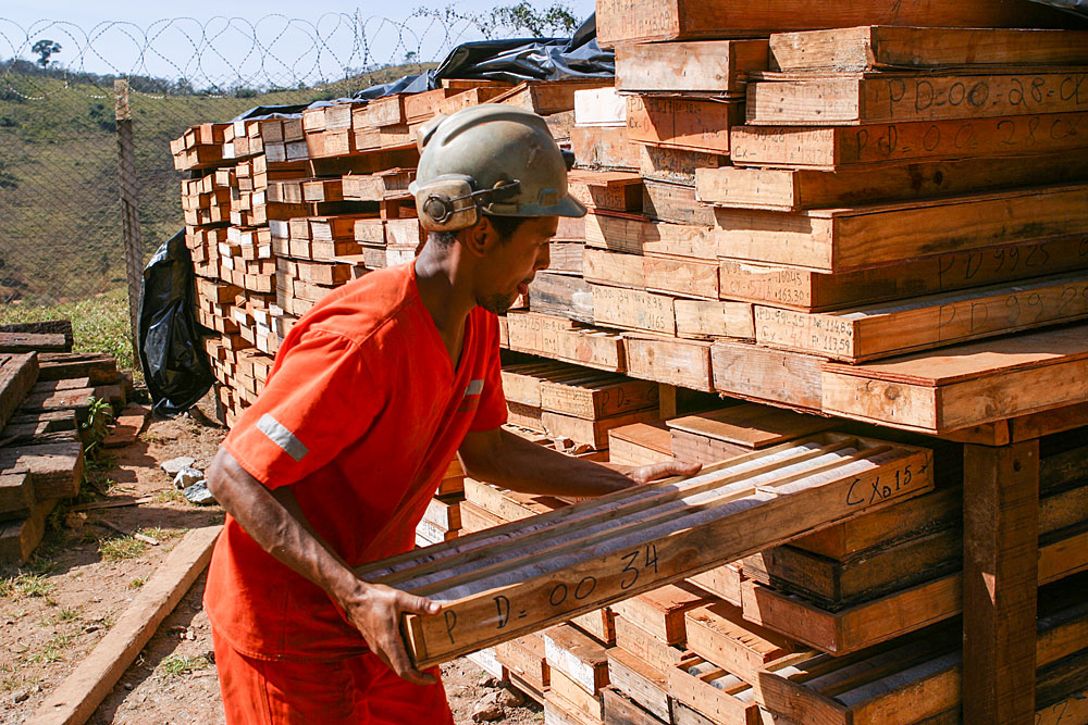 At large, sophisticated mining operations, emerald's long journey from mine to market might begin with geological surveys and core samples of the ore.