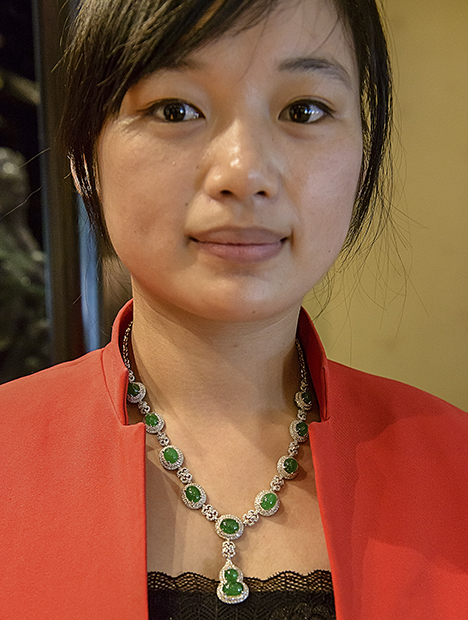 Green jadeite necklace Green jadeite necklace