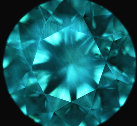 DiamondView image of CVD synthetic diamond DiamondView image of CVD synthetic diamond