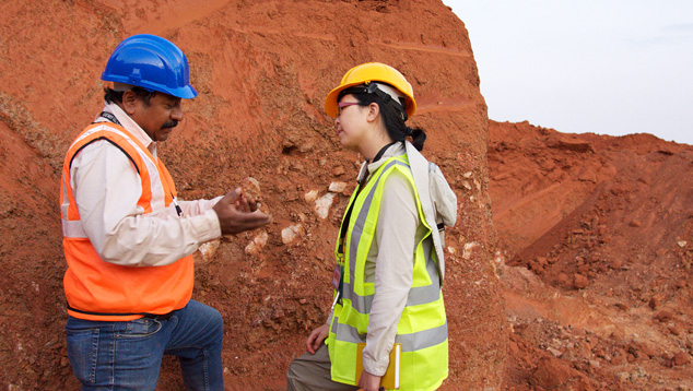 MRM geologist Ashim Roy and GIA geologist Tao Hsu