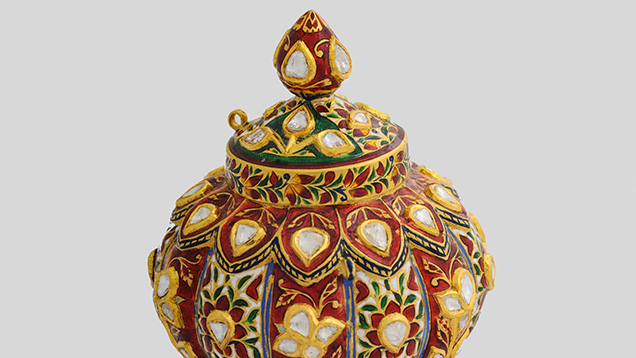Kundan meena vase Kundan meena vase
