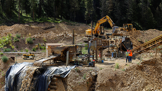 洗浄プラント. Potentate’s washing plant at Eureka Gulch