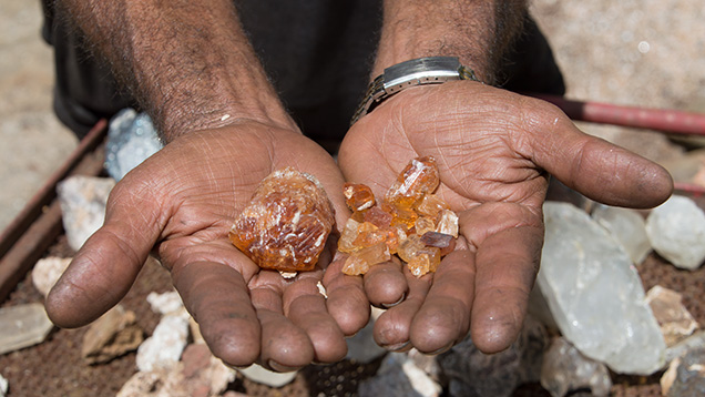 Brazilian topaz rough Brazilian topaz rough