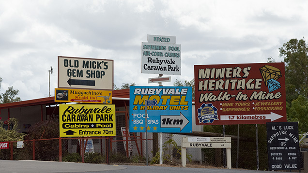 Signs for accommodations and fossicking areas