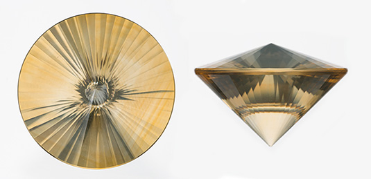 シトリン（黄水晶）の上部と側面図