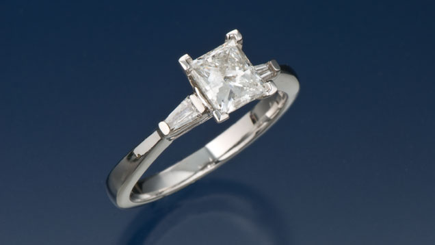 Diamond ring Diamond ring