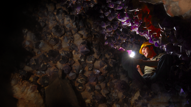 Amethyst in Anahi Mine