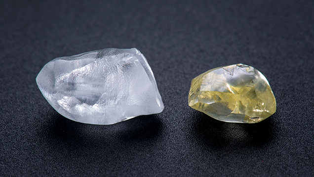 F15-Shor-fig11_190900-636x358.jpg. Two rough diamonds over 3 ct