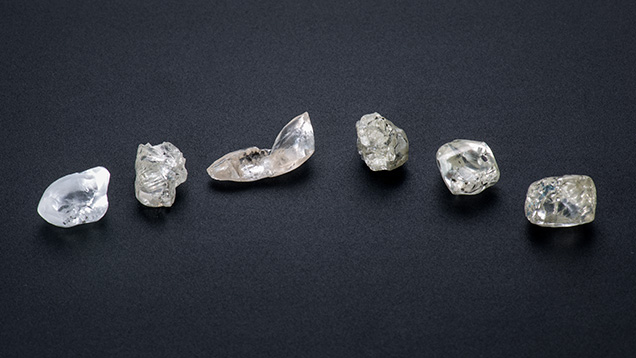 F15-Shor-figB-3_190890-636x358.jpg. 8–10 ct diamond crystals