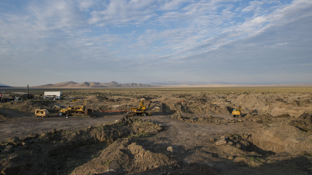 This view of the Dust Devil Mine shows Dudeck Ridge in the background. This is likely the local source of the sunstone-bearing lavas. - Robert Weldon This view of the Dust Devil Mine shows Dudeck Ridge in the background. This is likely the local source of the sunstone-bearing lavas. - Robert Weldon
