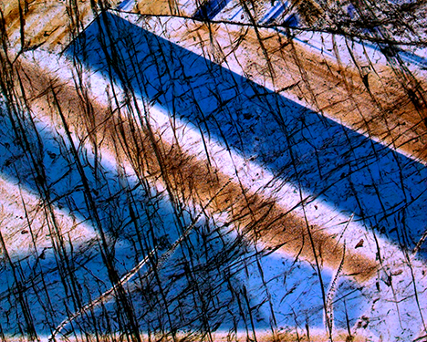 FA16-Buravleva-fig10_208198-468x375.jpg. Growth zoning in sapphire from Sutara, Russia