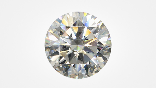 Synthetic moissanite with a fraudulent inscription. Synthetic moissanite with a fraudulent inscription.