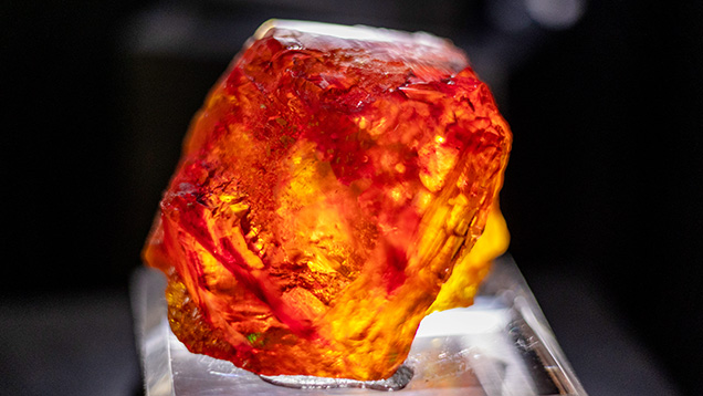 Sphalerite specimen from Spain highlights the mineral property of luster. Sphalerite specimen from Spain highlights the mineral property of luster.