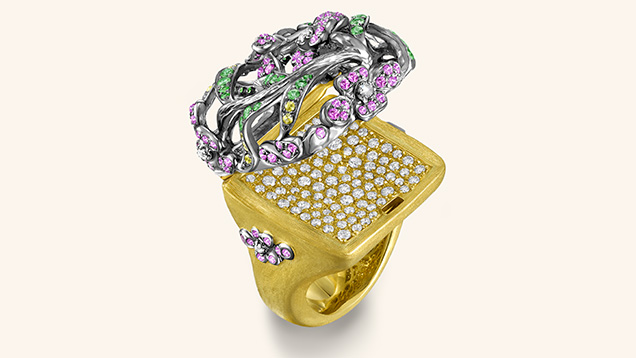 SP15-Hsu-fig3-dropout-179388.jpg. Fragrance locket ring