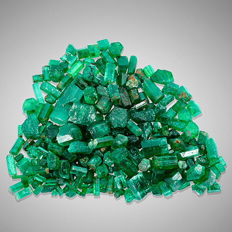 SP17-GNI-fig28_215206-468x468.jpg. Rough emerald parcel from Afghanistan.
