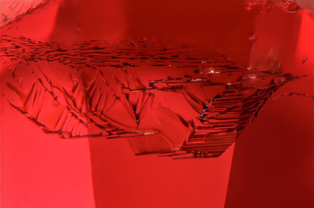 A selection of photomicrographs of synthetic and treated spinel. A selection of photomicrographs of synthetic and treated spinel.