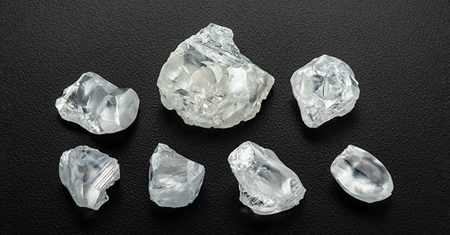 Large type IIa diamonds ranging from 14 to 91 ct. Large type IIa diamonds ranging from 14 to 91 ct.