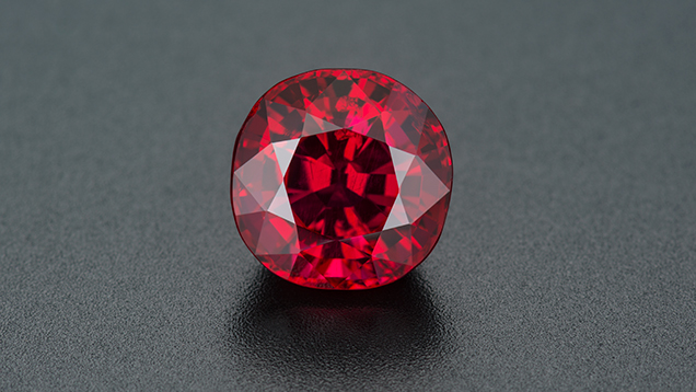 SU15-GNI-fig43_185341-636x358.jpg. The Crimson Prince ruby shows exceptional color and clarity.