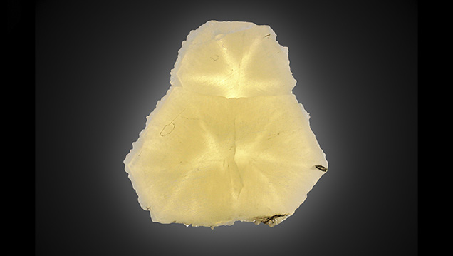 Hexagonal quartz weighing 22.18 g. Hexagonal quartz weighing 22.18 g.