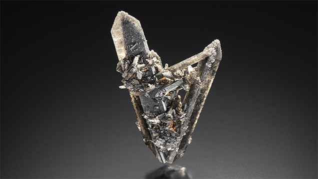 Black topaz crystal from Thomas Mountains, Utah.