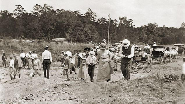 Diamond prospecting, circa 1908, at what is now Crater of Diamonds State Park. Diamond prospecting, circa 1908, at what is now Crater of Diamonds State Park.