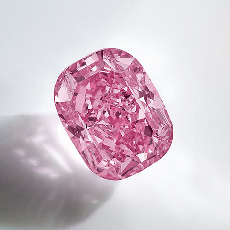 Figure 4. The 10.57 ct Eternal Pink diamond set a new record per-carat price at $3.3 million. Courtesy of Sotheby’s. Figure 4. The 10.57 ct Eternal Pink diamond set a new record per-carat price at $3.3 million. Courtesy of Sotheby’s.