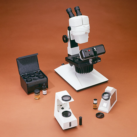 Figure 3. Standard testing equipment produced or distributed by GIA during the 1980s and 1990s. Figure 3. Standard testing equipment produced or distributed by GIA during the 1980s and 1990s.