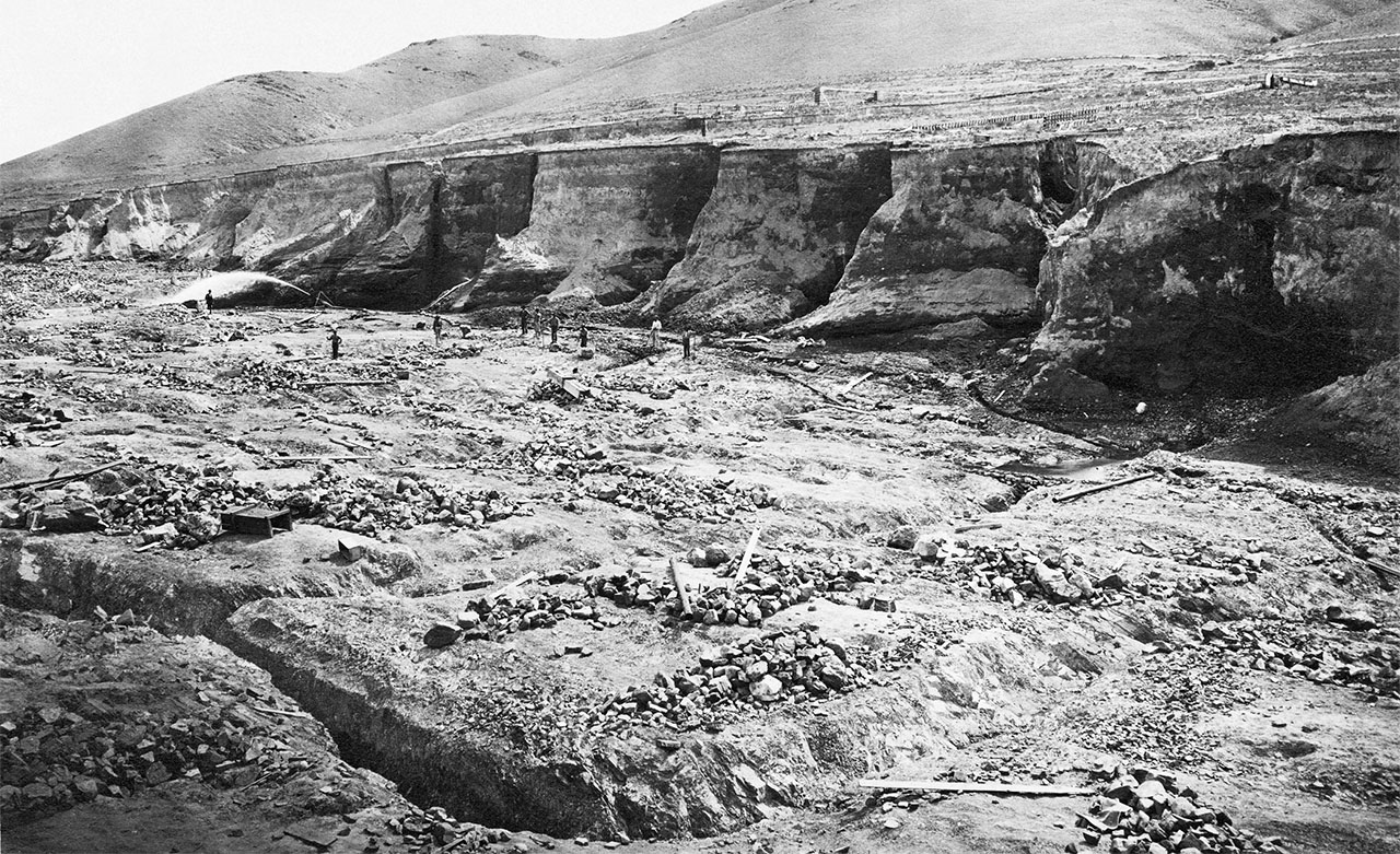 Figure 4. Hydraulic mining of gold from 1867 to 1869 at French Bar proved it the richest and most extensively mined of the river terraces among the Missouri River’s gold fields near Helena in the 1860s. Courtesy of the Photographic Archives of the Montana Historical Society, Helena, Montana. Figure 4. Hydraulic mining of gold from 1867 to 1869 at French Bar proved it the richest and most extensively mined of the river terraces among the Missouri River’s gold fields near Helena in the 1860s. Courtesy of the Photographic Archives of the Montana Historical Society, Helena, Montana.