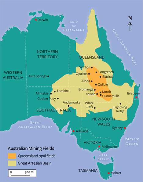 australia_mining_194222-468x596.jpg. 昆士兰州中部有十几个砾岩蛋白石矿场。 由于干旱或畅销矿石太少，一些矿场已不再被积极开采。 GIA 团队走访了 Koroit（科洛特）、Yowah（犹瓦）和 Quilpie（奎尔派）这三个活跃矿场，并见到了许多蛋白石矿工。. Map of Australian opal deposits