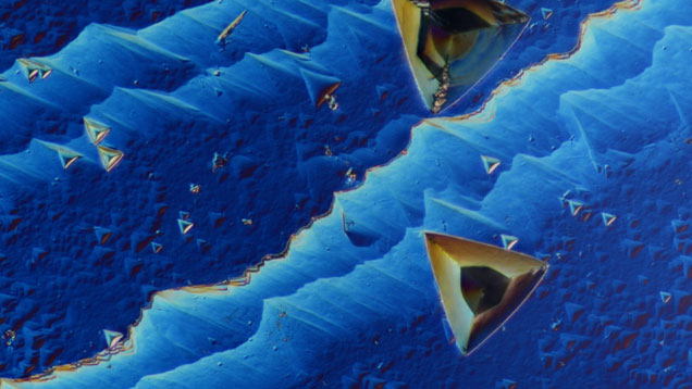 inclusions in a saphire inclusions in a saphire