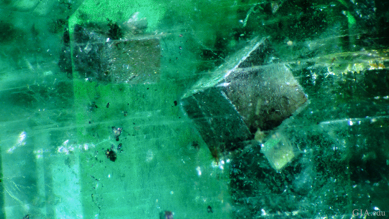 211085-magnesite-crystals-1280x720.png
