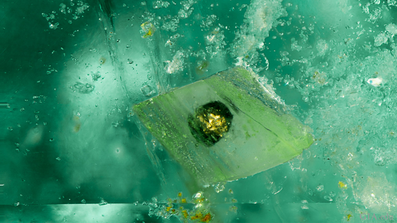 211103-carbonate-crystal-1280x720.png