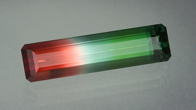 11.21-carat Bicolor Tourmaline 11.21-carat Bicolor Tourmaline
