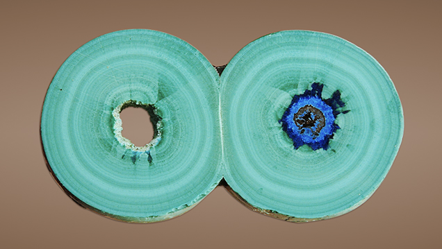 Malachite double stalactite from Cochapata (azurite center on the right).